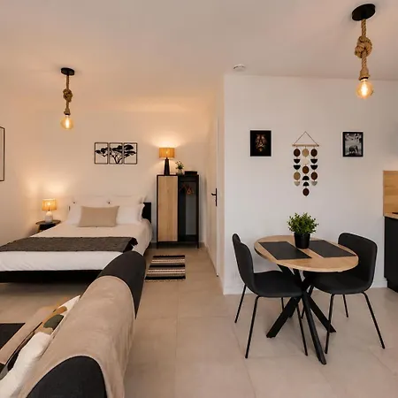 Appart hôtel Appart'ici 2 - Spacieux 2*