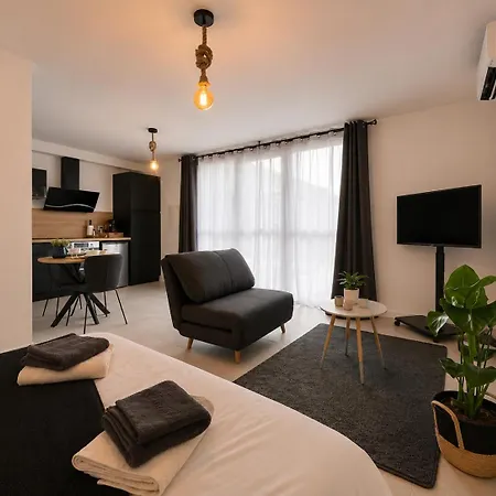 Appart'ici 2 - Spacieux Aparthotel 2*